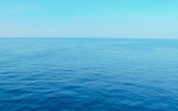 About The Ocean Foundation: A horizon shot of the ocean