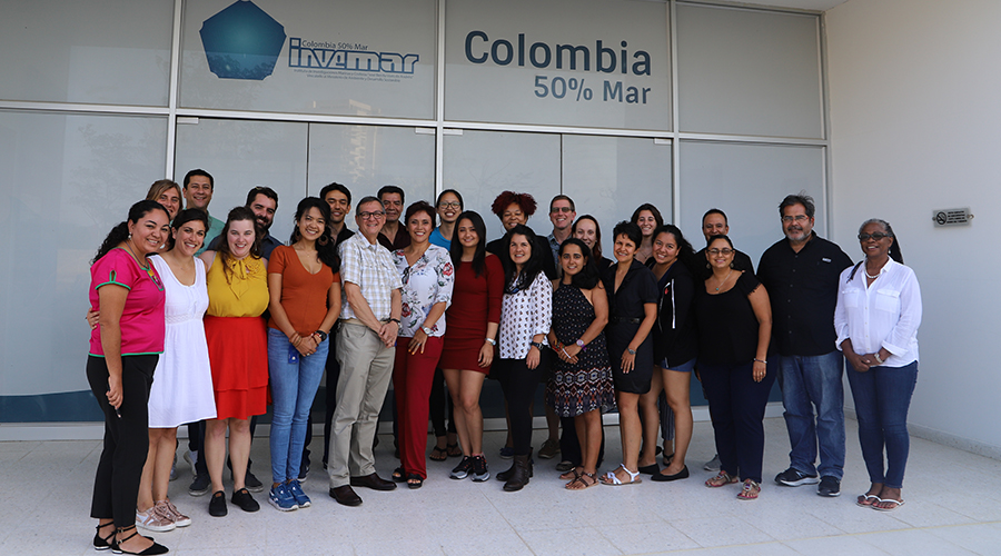 The Ocean Acidification Monitoring Workshop team in Colombia