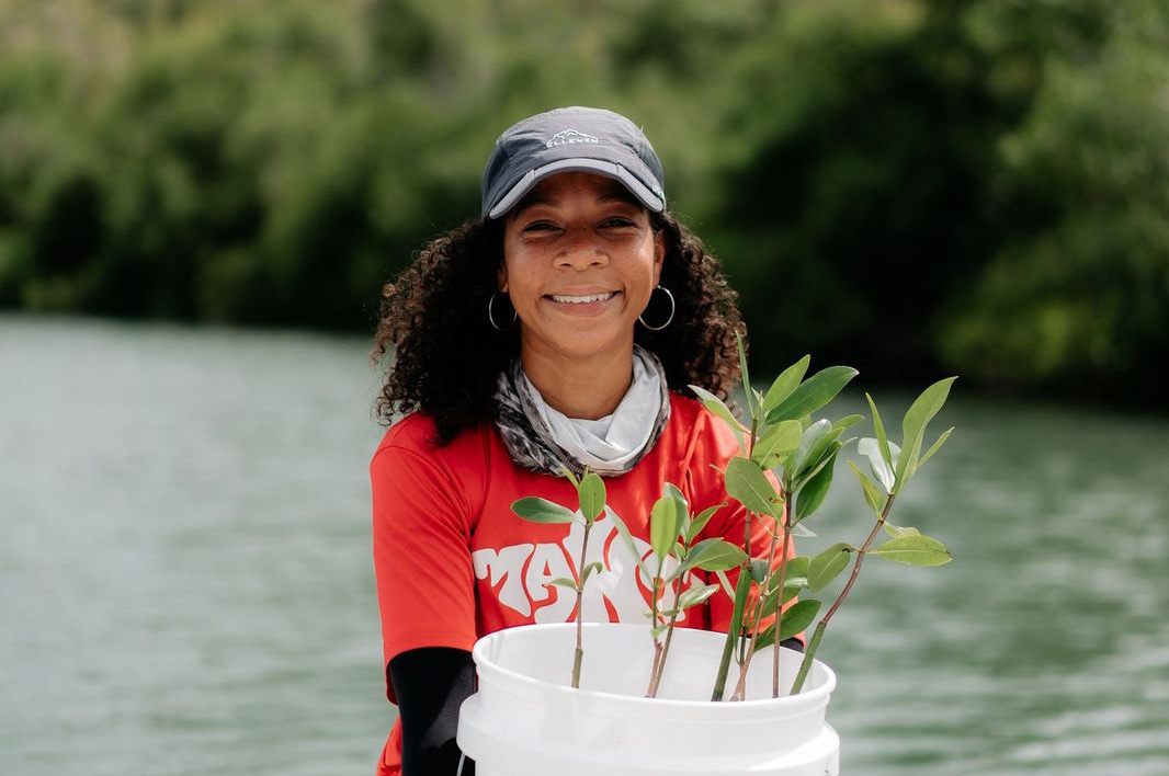 HD 720p formatda mashhurlar bilan porno Katta kokrakli dush porno video